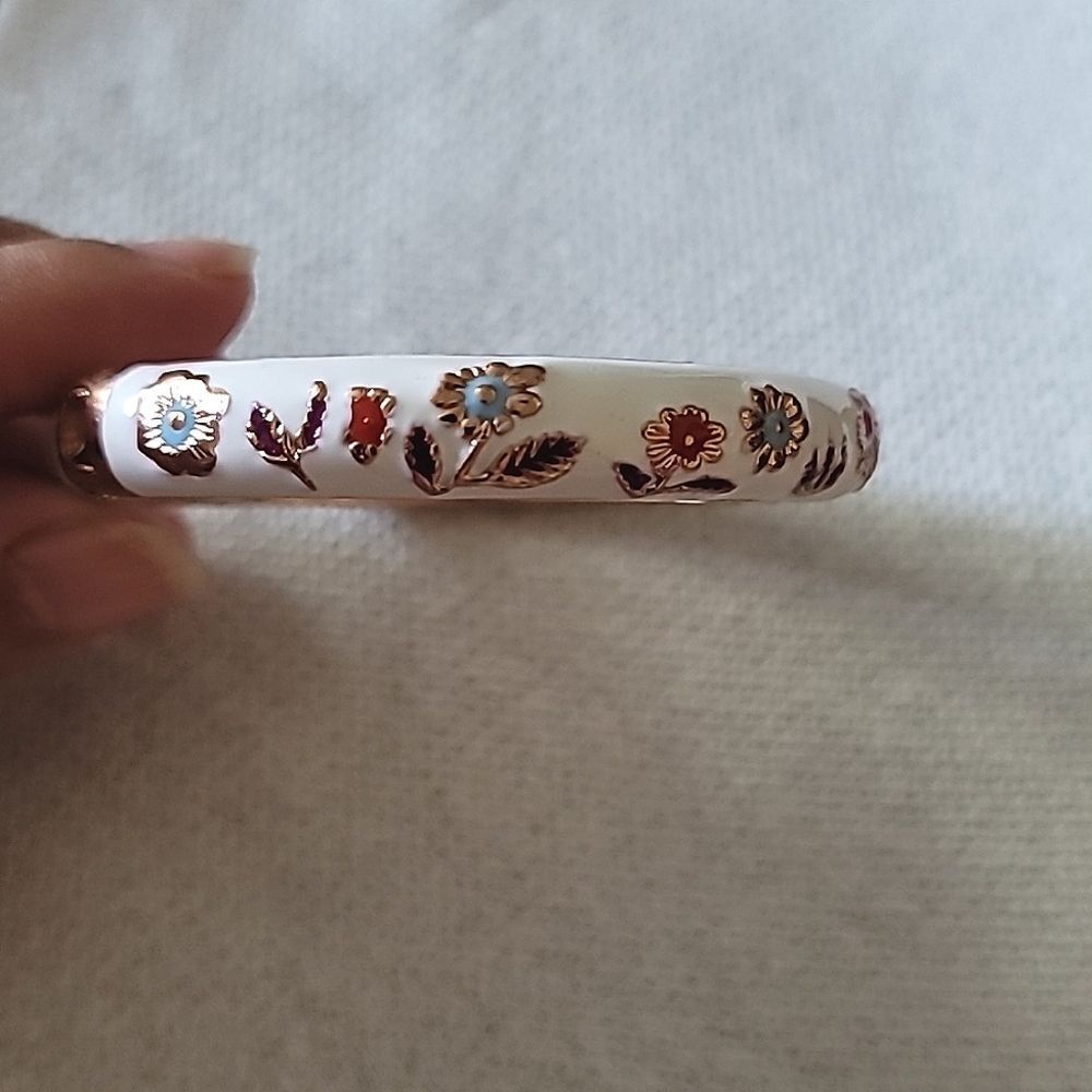 Cloisonne Bracelet by Jiu Long Xing